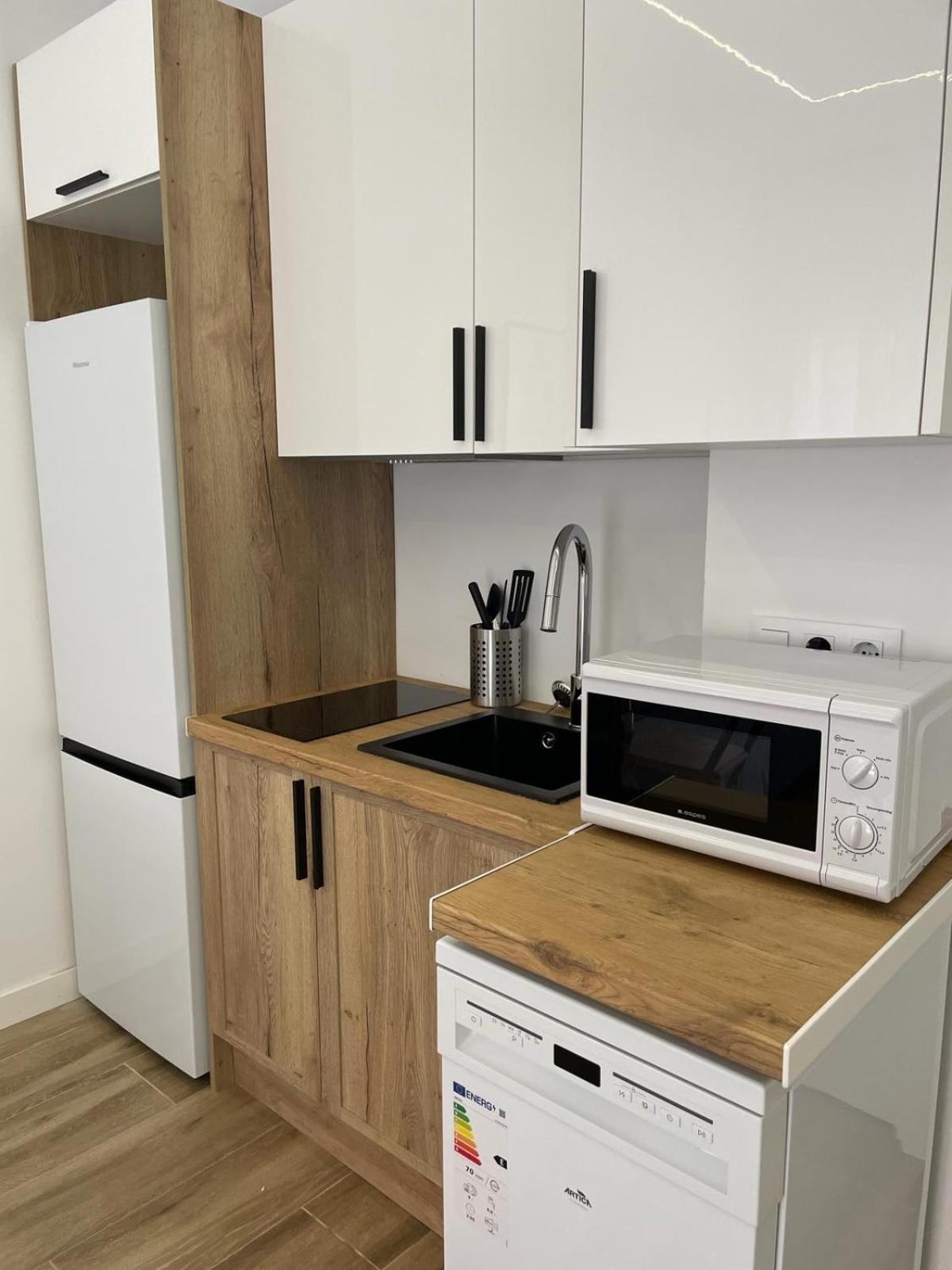 Exyca Metropolitano Appartement Madrid Buitenkant foto