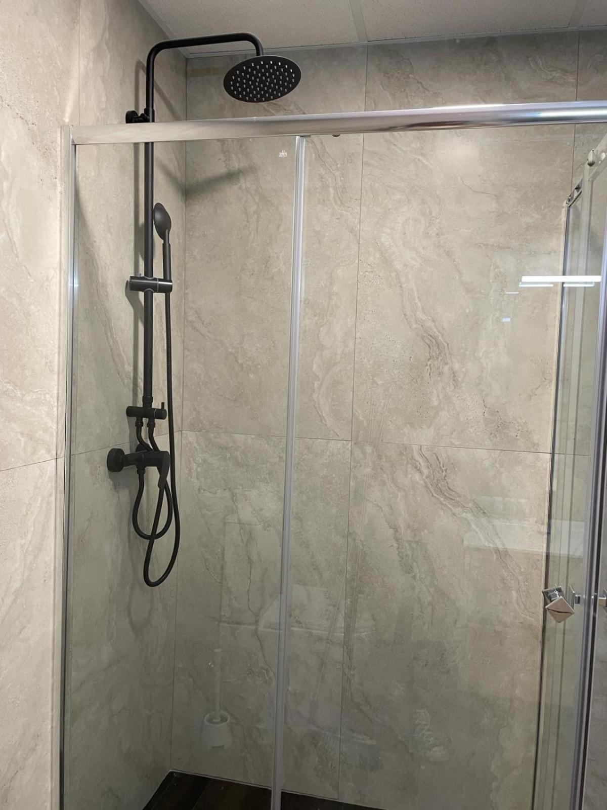 Exyca Metropolitano Appartement Madrid Buitenkant foto