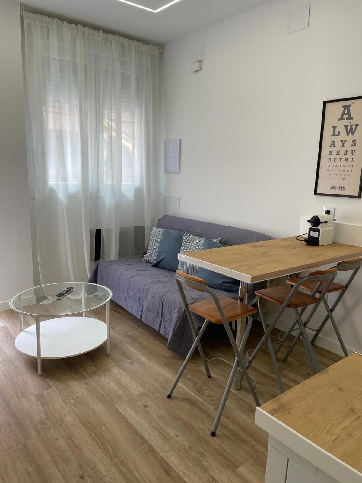 Exyca Metropolitano Appartement Madrid Buitenkant foto