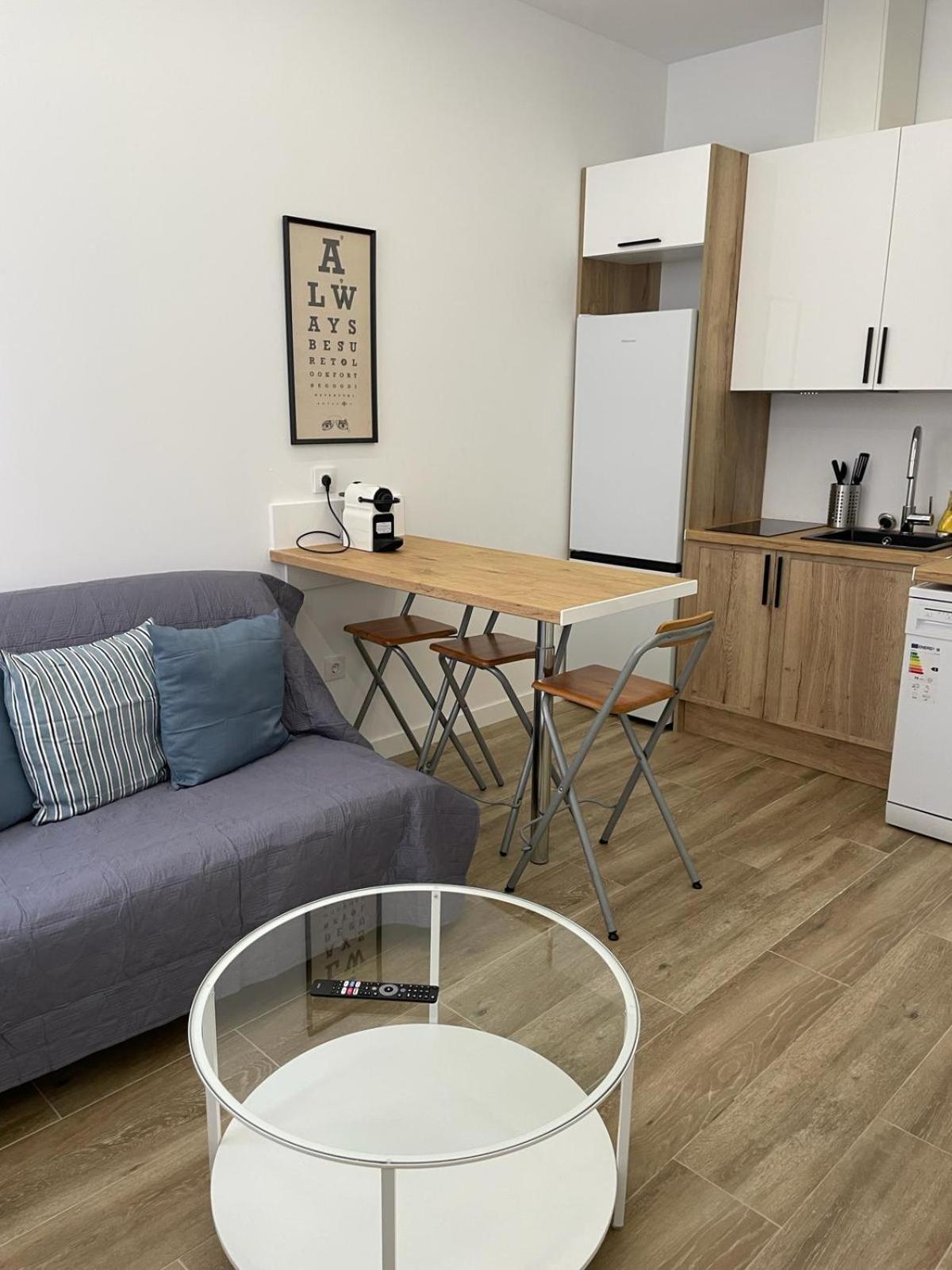 Exyca Metropolitano Appartement Madrid Buitenkant foto